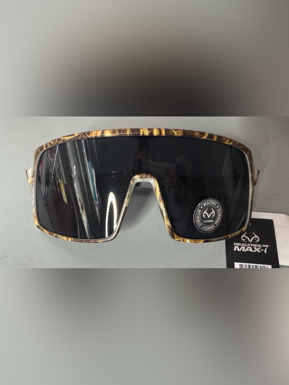 Realtree MAX-7 Camouflage Shield Sunglasses with Black Lens hunting camp woods
